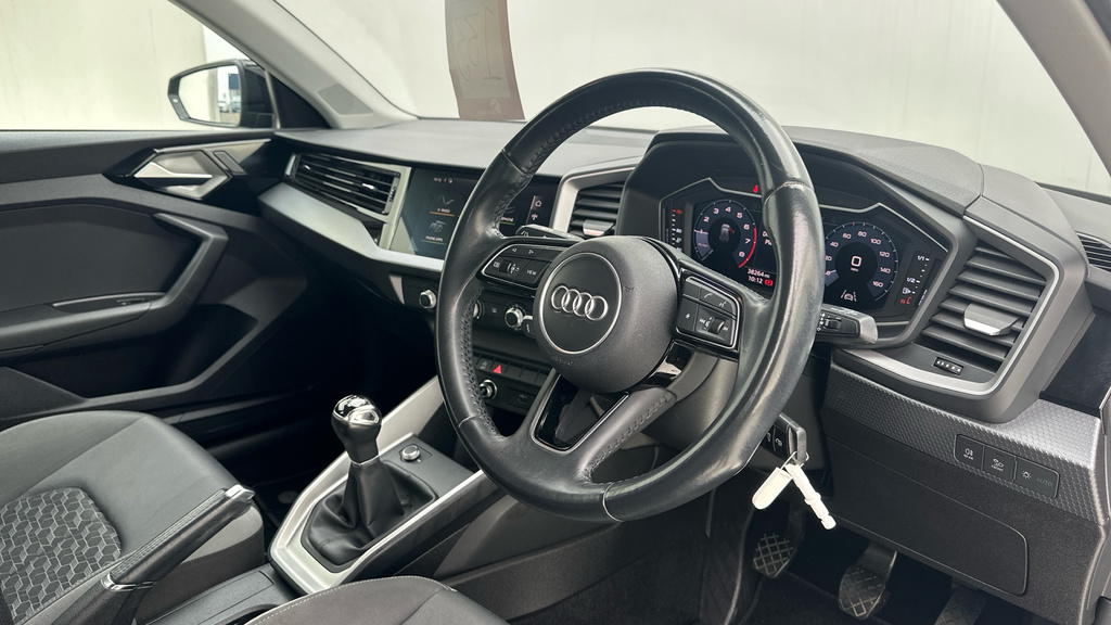 Audi A1 1.0 Tfsi 25 Sport Sportback Euro Black #2