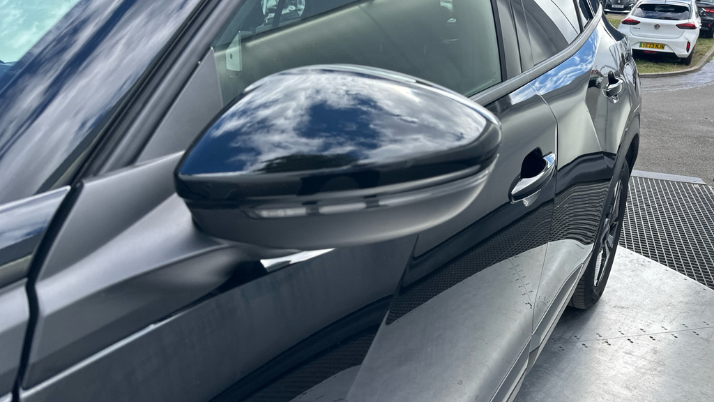 Peugeot e-2008 115Kw Gt 54Kwh Black #33