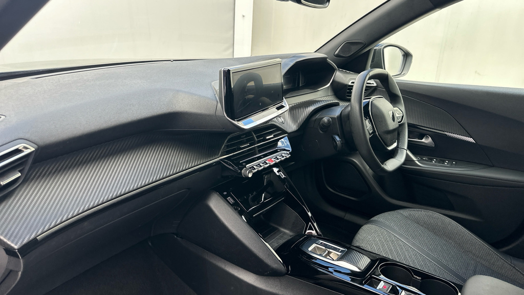 Peugeot e-2008 115Kw Gt 54Kwh Black #11