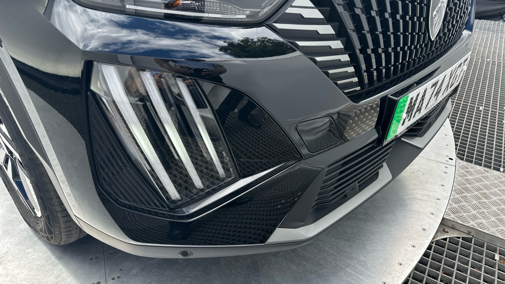 Peugeot e-2008 115Kw Gt 54Kwh Black #29