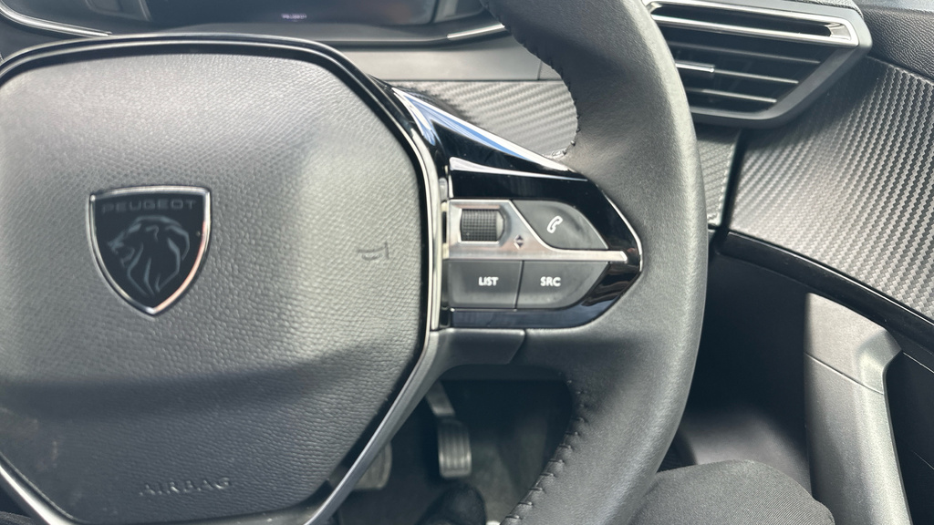 Peugeot e-2008 115Kw Gt 54Kwh Black #47