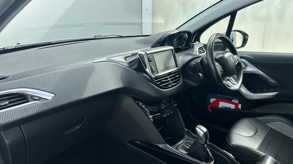 Peugeot 2008 1.2 Puretech Gt Line Eat #11