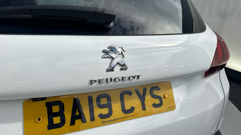 Peugeot 2008 1.2 Puretech Gt Line Eat #22