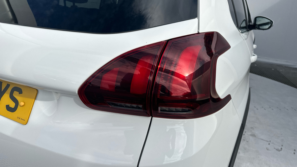 Peugeot 2008 1.2 Puretech Gt Line Eat #23