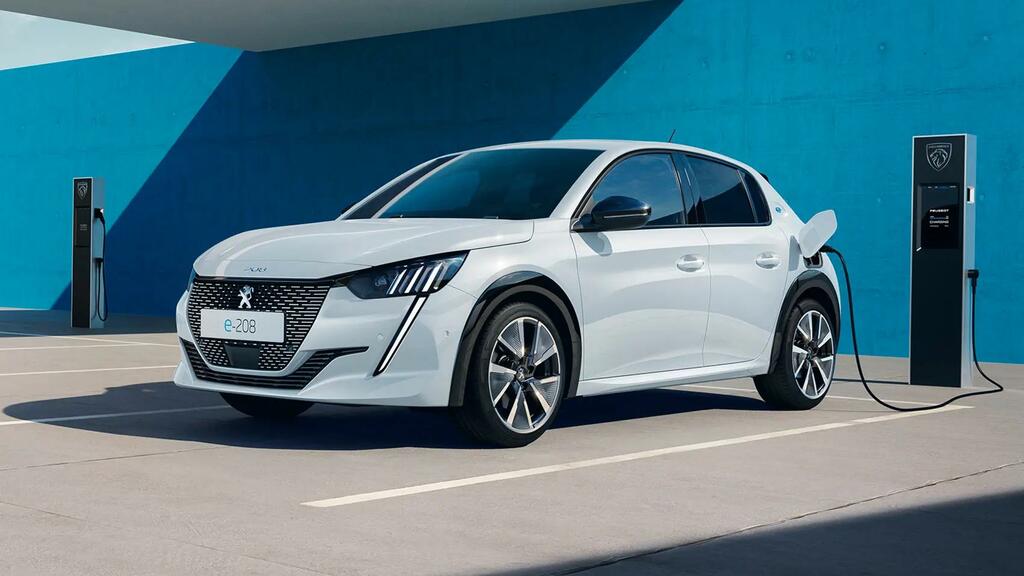Peugeot e-208 51Kwh Gt Hatchback 7.4Kw Charge White
