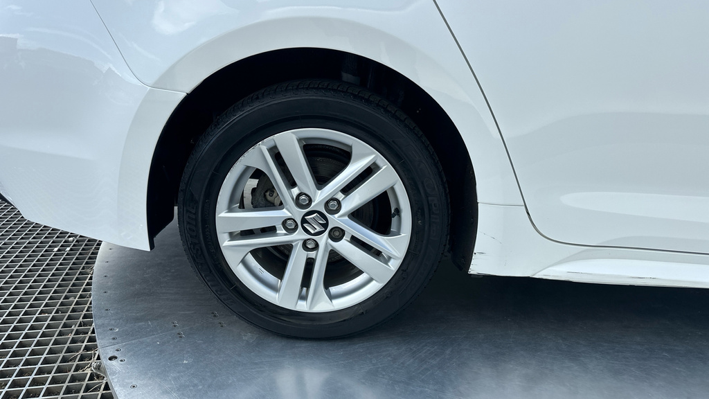 Suzuki Swace Swace 1.8H Motion Cvt Euro 6 Ss 5Dr2373 Suzuki White #19