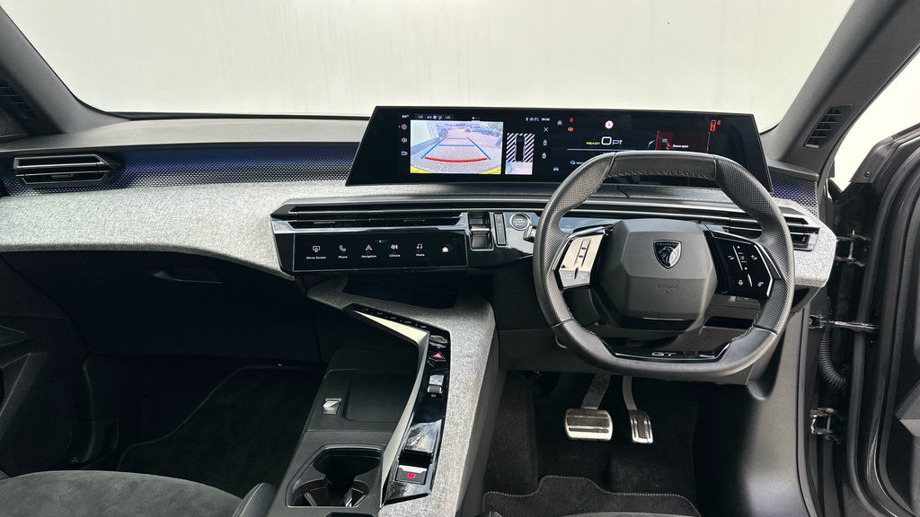 Peugeot 3008 73Kwh Gt Suv 210 Ps Grey #4