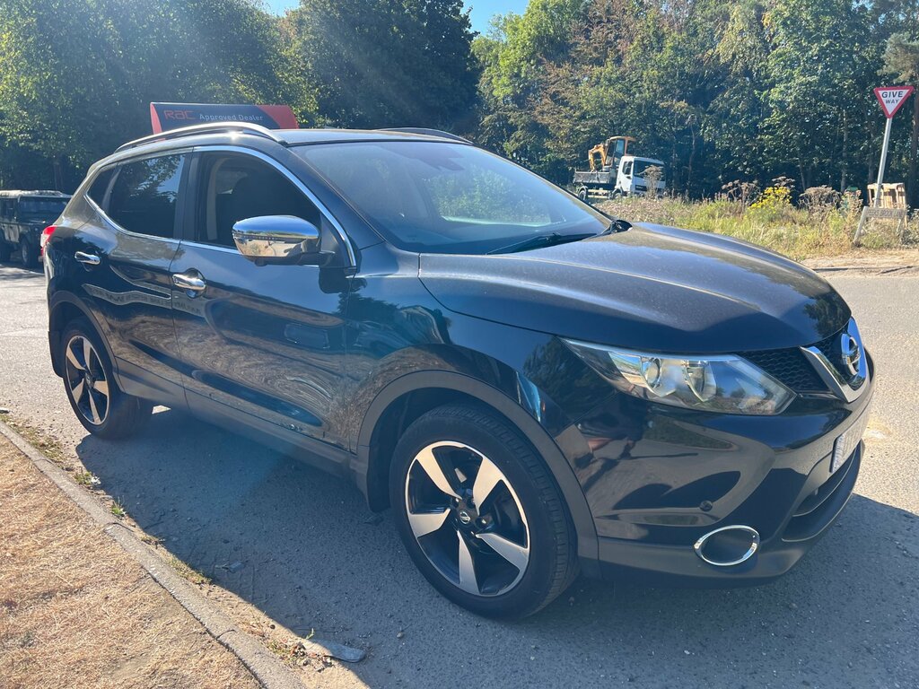 Nissan Qashqai 1.5 Dci N-tec Suv 2Wd Euro 5 S DY15KWD Black #6