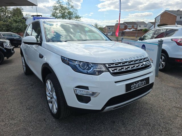 Land Rover Discovery Sport Td4 Hse Luxury Suv PN16YZM White #2