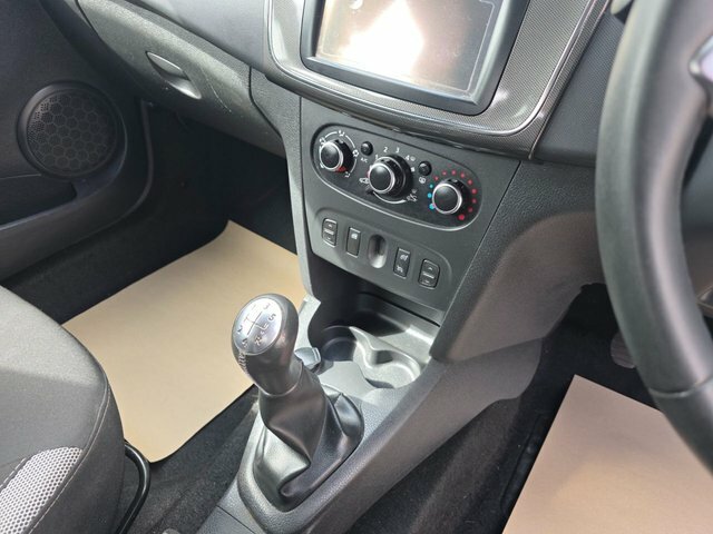 Dacia Sandero Stepway 0.9 Comfort Tce Turbo - 2019 19 Blue #14