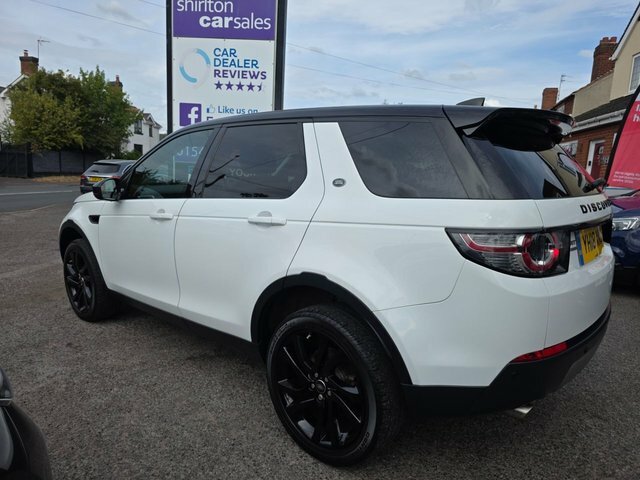 Land Rover Discovery Sport Td4 Hse Black Suv Black #4