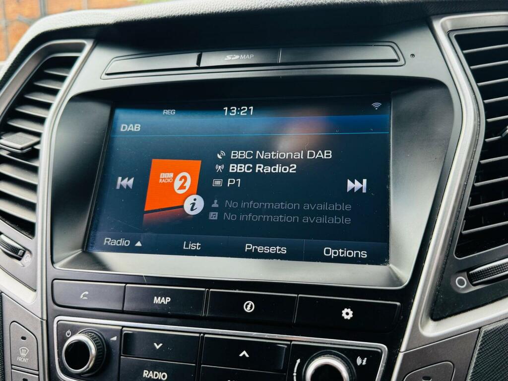 Hyundai Santa Fe Crdi Premium Blue Drive White #44