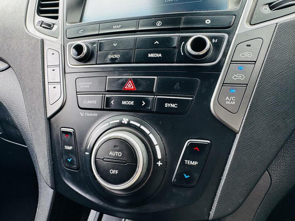 Hyundai Santa Fe Crdi Premium Blue Drive White #42