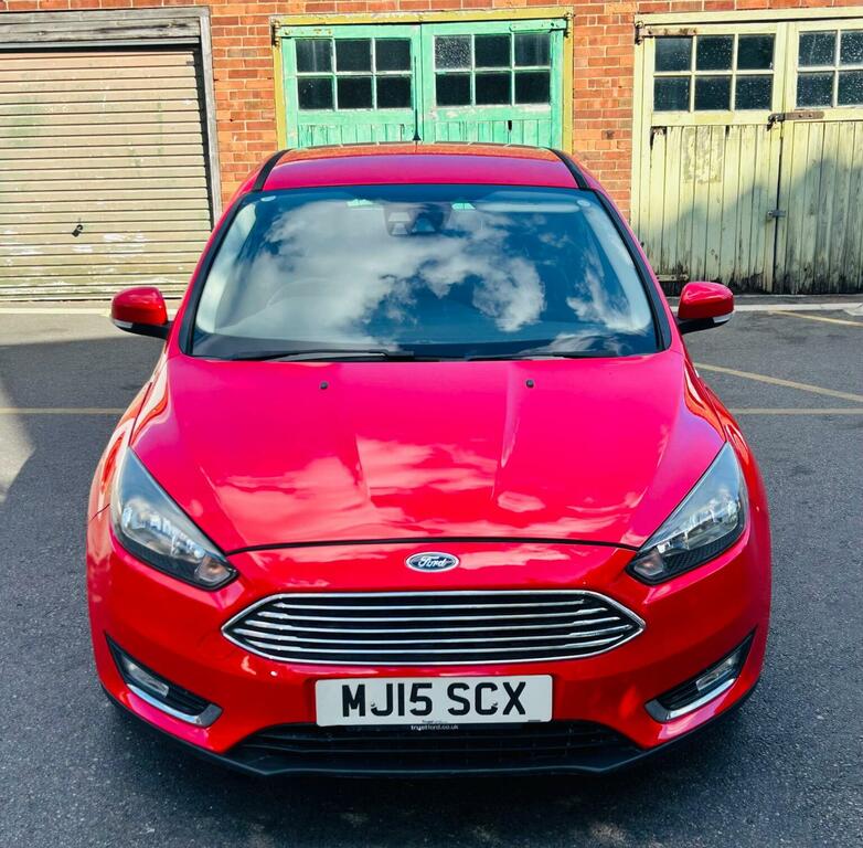Ford Focus 1.6 Titanium Powershift Euro 6 Red #4