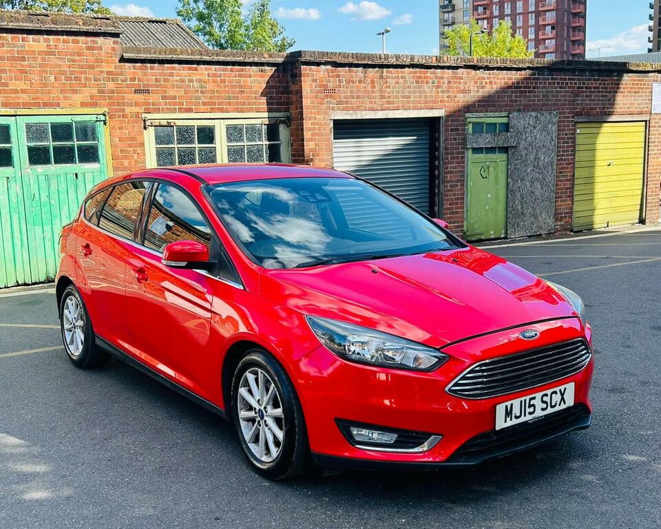 Ford Focus 1.6 Titanium Powershift Euro 6 Red #2