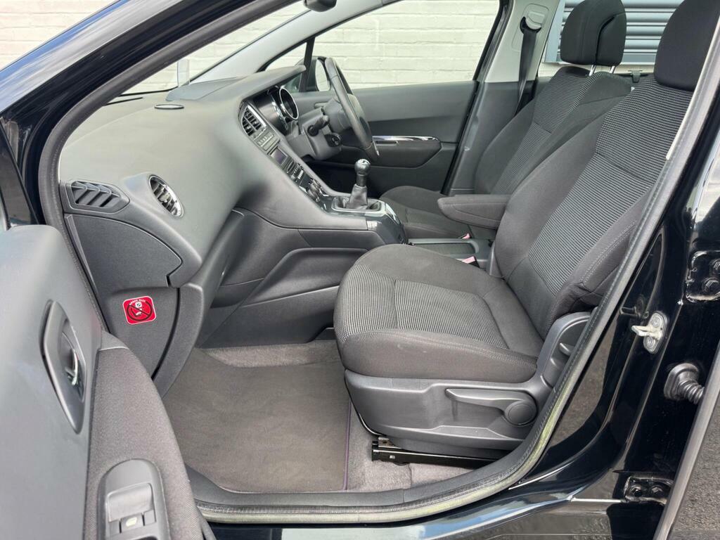 Peugeot 5008 Exclusive Red #14