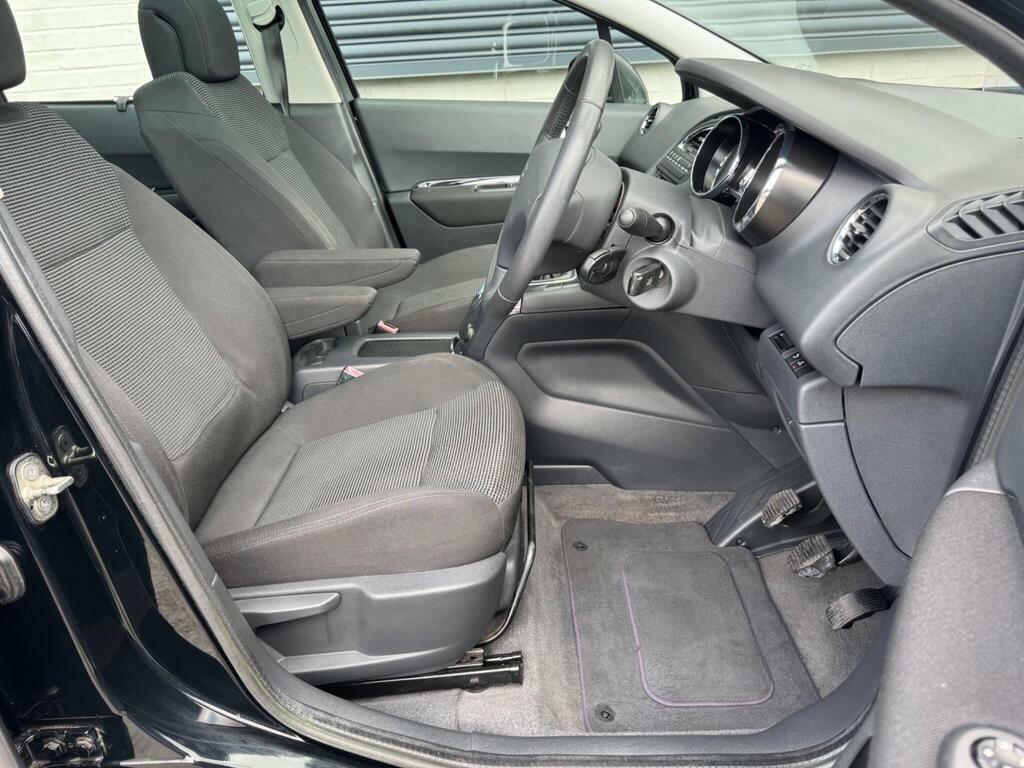 Peugeot 5008 Exclusive Red #13