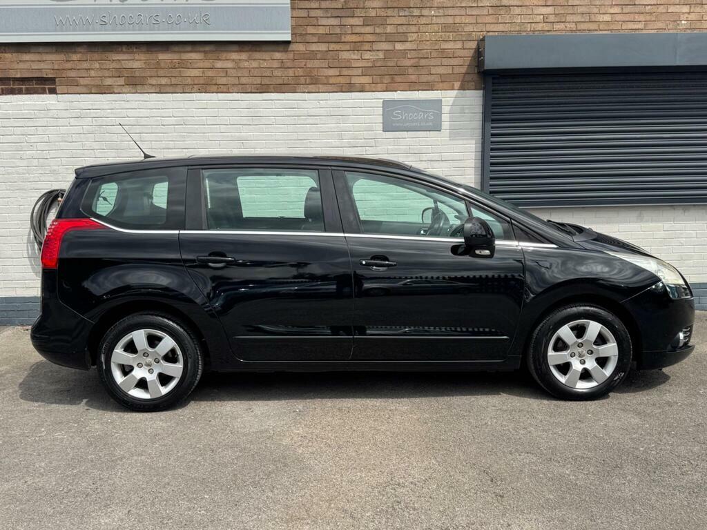 Peugeot 5008 Exclusive Red #7