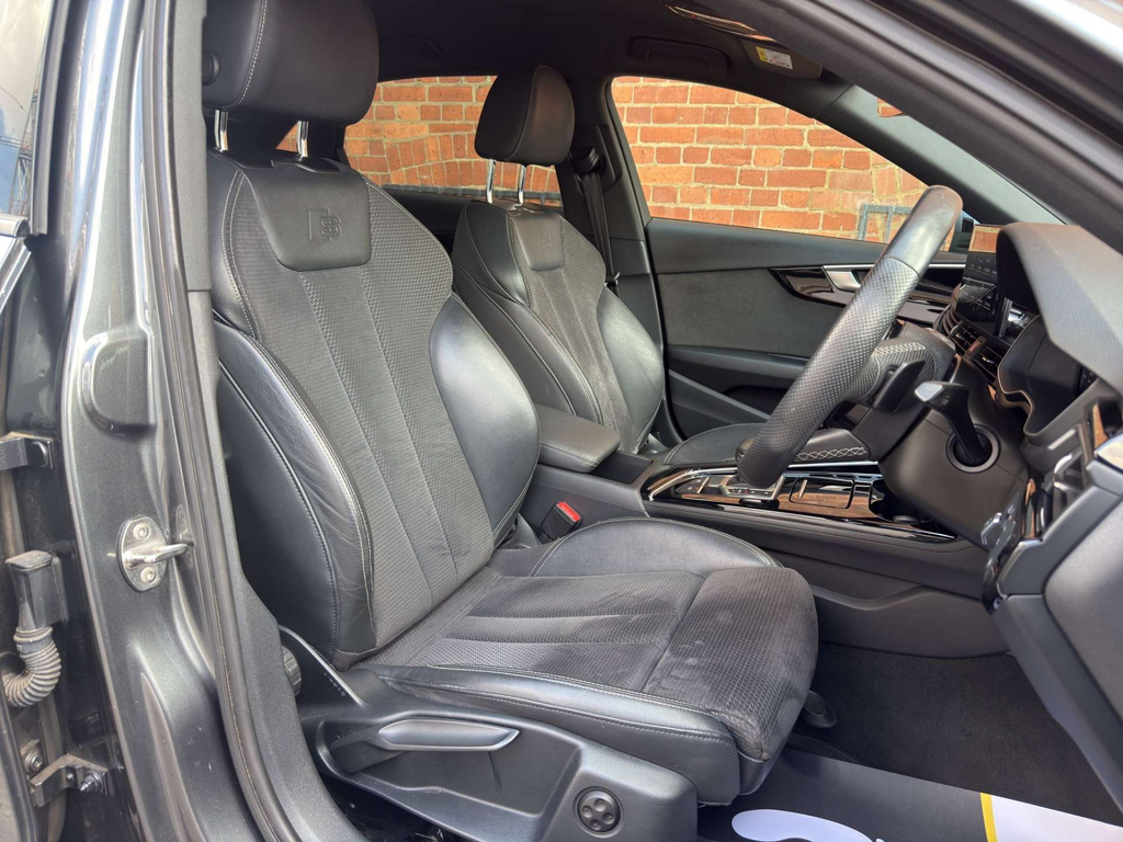 Audi A4 2.0 Tdi 30 S Line Saloon S Tronic Euro Black #13
