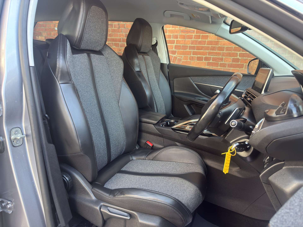 Peugeot 5008 5008 Allure Bluehdi Ss Grey #13