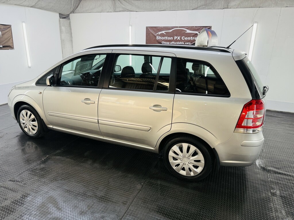 Vauxhall Zafira 1.6 16V Exclusiv Silver #3