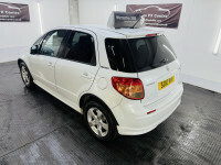 Suzuki SX4 Saloon 1.6 16V Glx Euro 4 201010 Red #21
