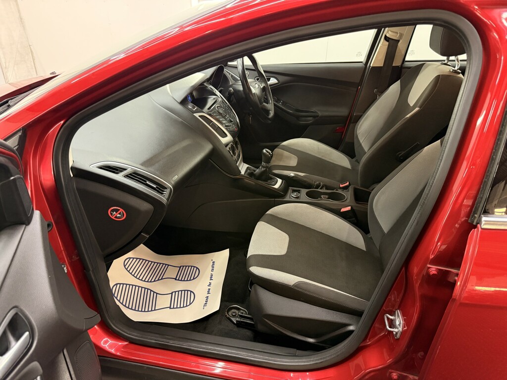 Ford Focus 1.0T Ecoboost Zetec Hatchback Euro 5 Grey #17