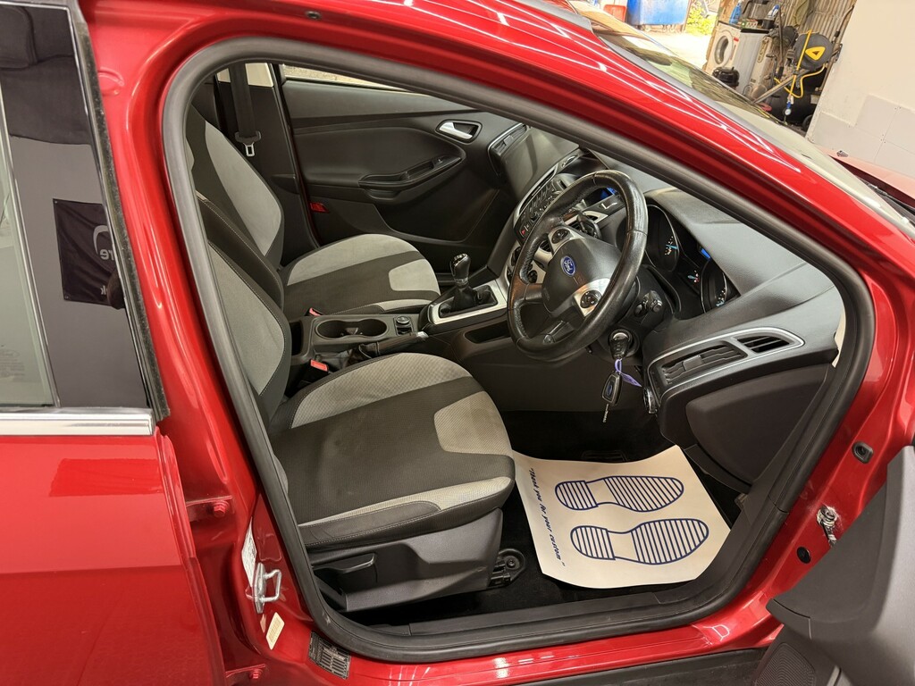 Ford Focus 1.0T Ecoboost Zetec Hatchback Euro 5 Grey #13