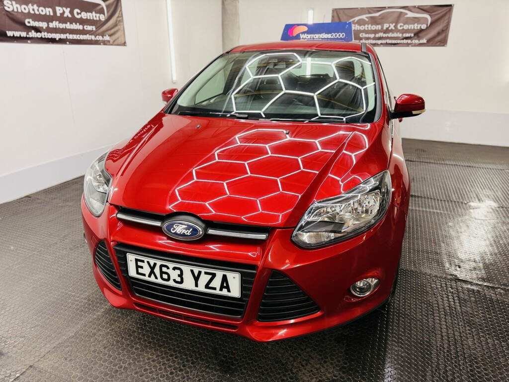 Ford Focus 1.0 T Ecoboost Zetec Red #6