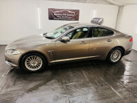 Jaguar XF 3.0 D V6 S Portfolio Sportbrake 275 Bhp White #21