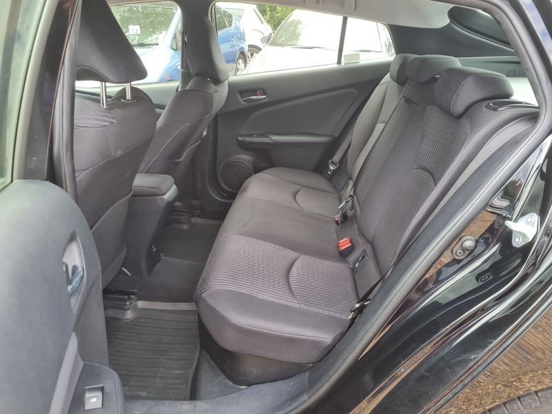 Toyota Prius 1.2 Dualjet Sz-t Ags Red #26
