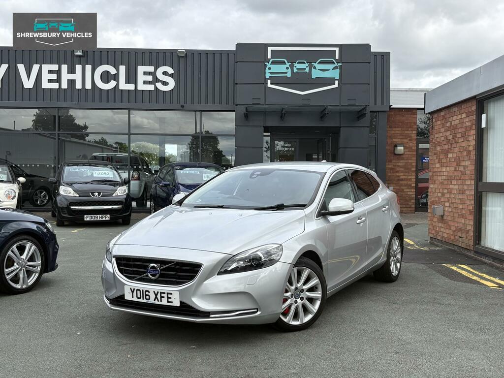 Volvo V40 2.0 D2 Se Lux Nav Hatchback Euro 6 Silver #3