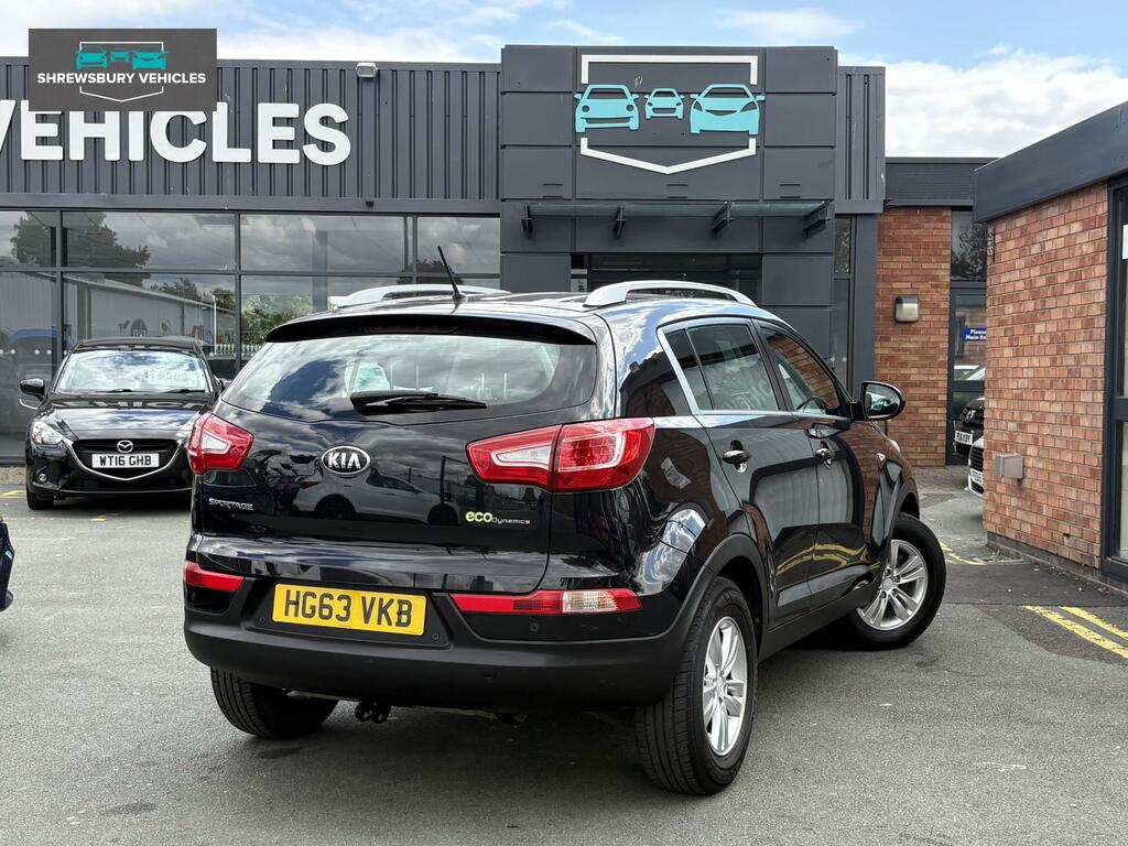 Kia Sportage 1.6 Gdi 1 Suv 2Wd Euro 5 133 Bh HG63VKB Black #2