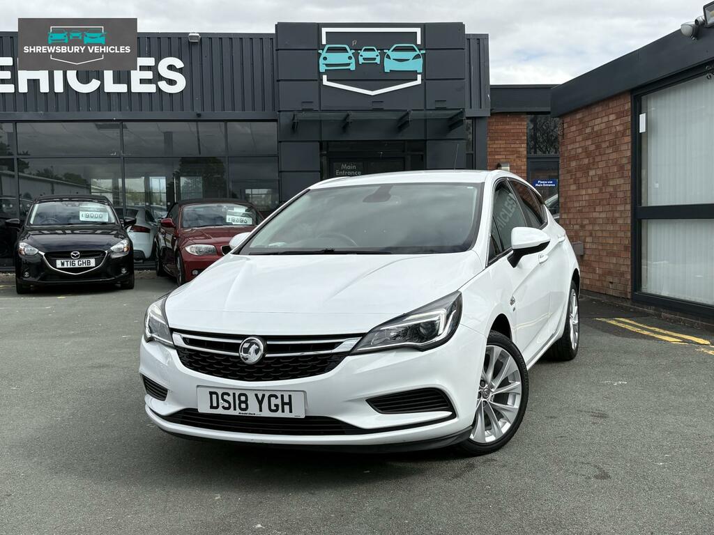 Vauxhall Astra Se White #3