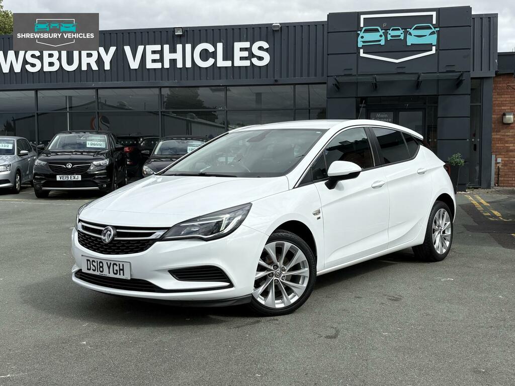 Vauxhall Astra Se White #2