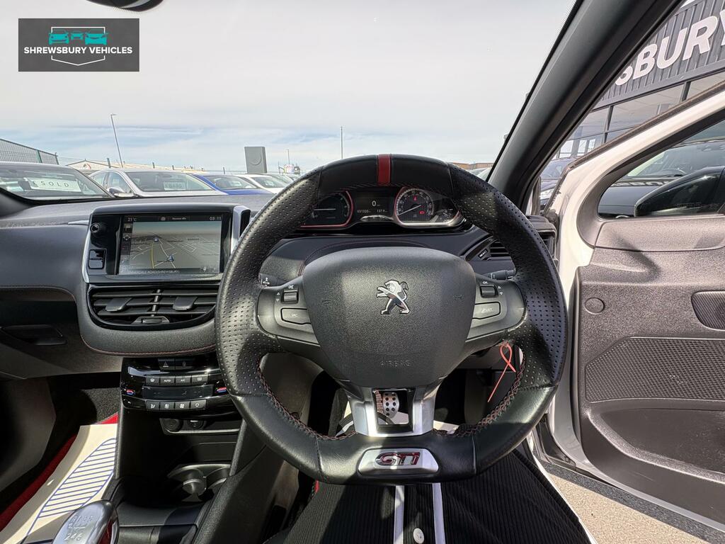 Peugeot 208 1.6 Thp Gti Prestige White #19