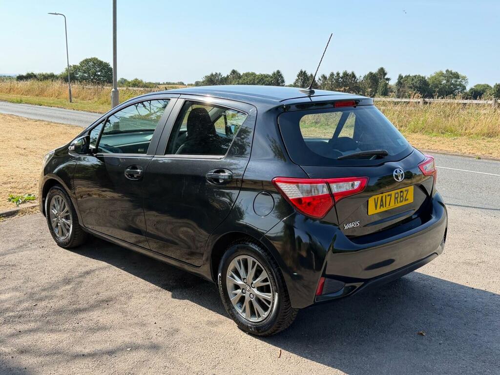 Toyota Yaris 1.5 Vvt-i Icon Euro 6 Black #6