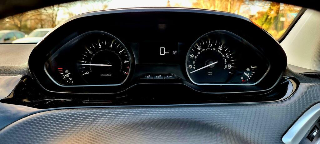 Peugeot 208 1.6 Thp Gti Prestige #24