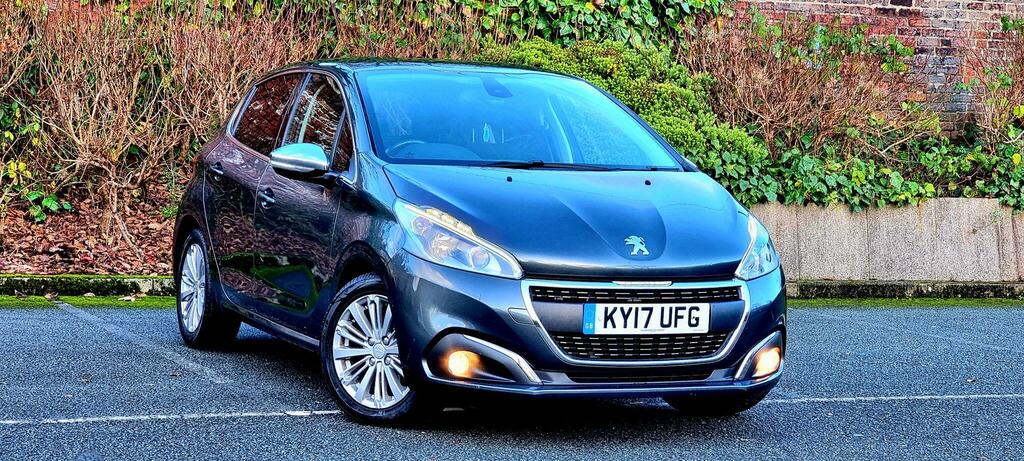 Peugeot 208 Allure Grey