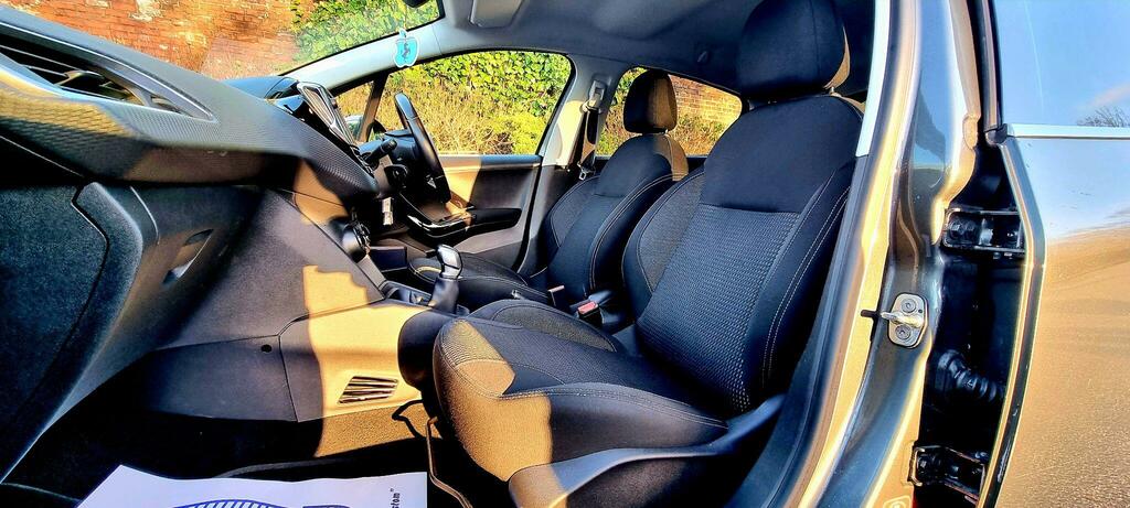 Peugeot 208 1.6 Thp Gti Prestige #18
