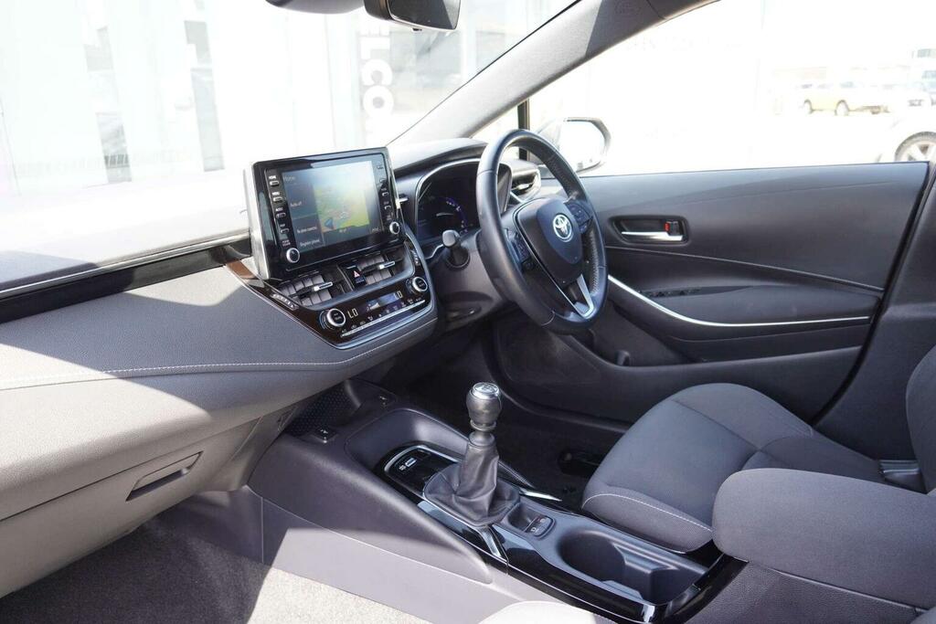Toyota Corolla 1.2 Vvt-i Design Euro 6 Ss YC20USL Black #2