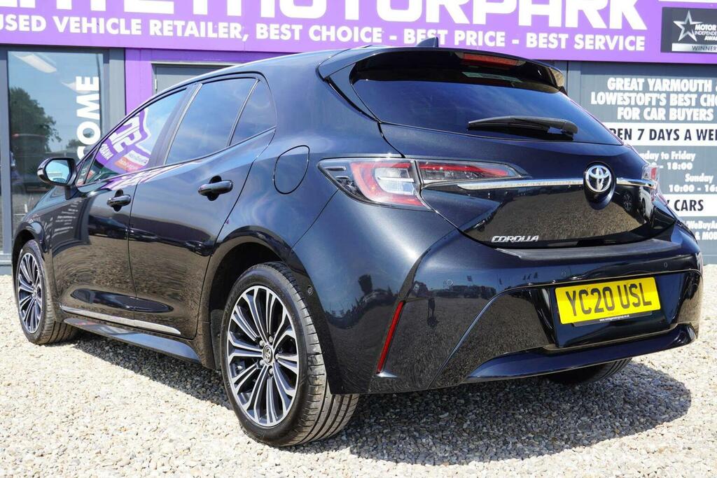 Toyota Corolla 1.2 Vvt-i Design Euro 6 Ss YC20USL Black
