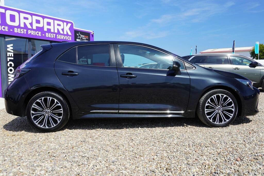 Toyota Corolla 1.2 Vvt-i Design Euro 6 Ss YC20USL Black #4