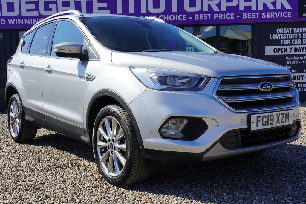 Ford Kuga 2.0 Tdci Ecoblue Titanium Edition Awd Euro 6 Ss FG19XZM Silver #4