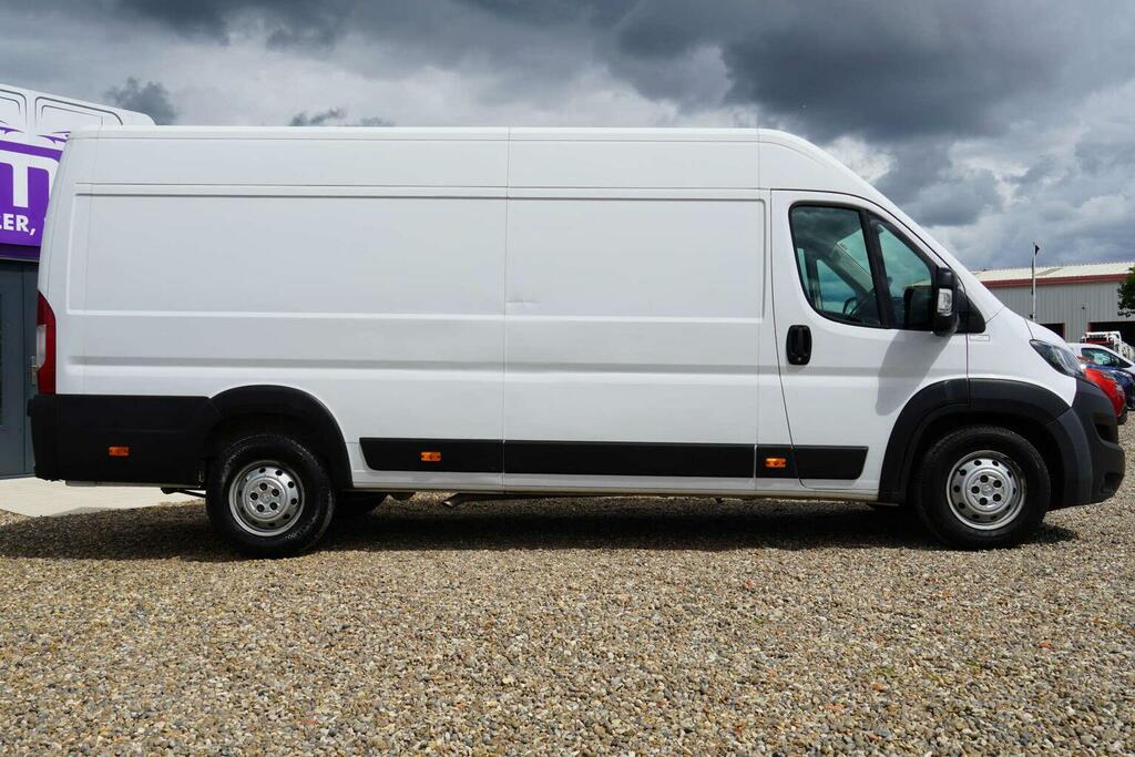 Peugeot Boxer 2.2 Bluehdi 435 Professional Premium L4 High Roo White #5