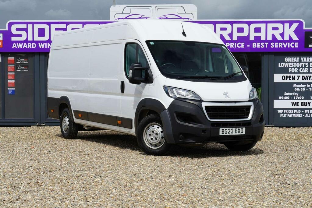 Peugeot Boxer 2.2 Bluehdi 435 Professional Premium L4 High Roo White