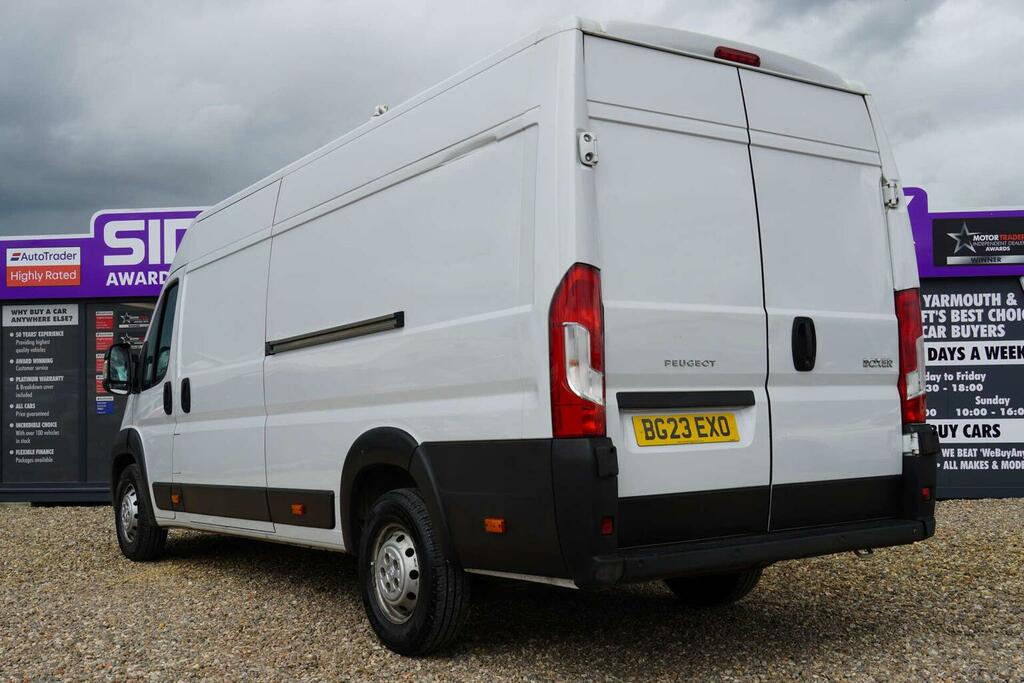 Peugeot Boxer 2.2 Bluehdi 435 Professional Premium L4 High Roo White #2