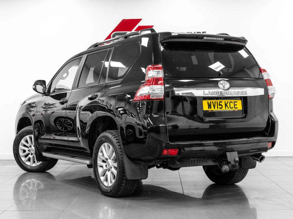 Toyota Land Cruiser Suv Black #3