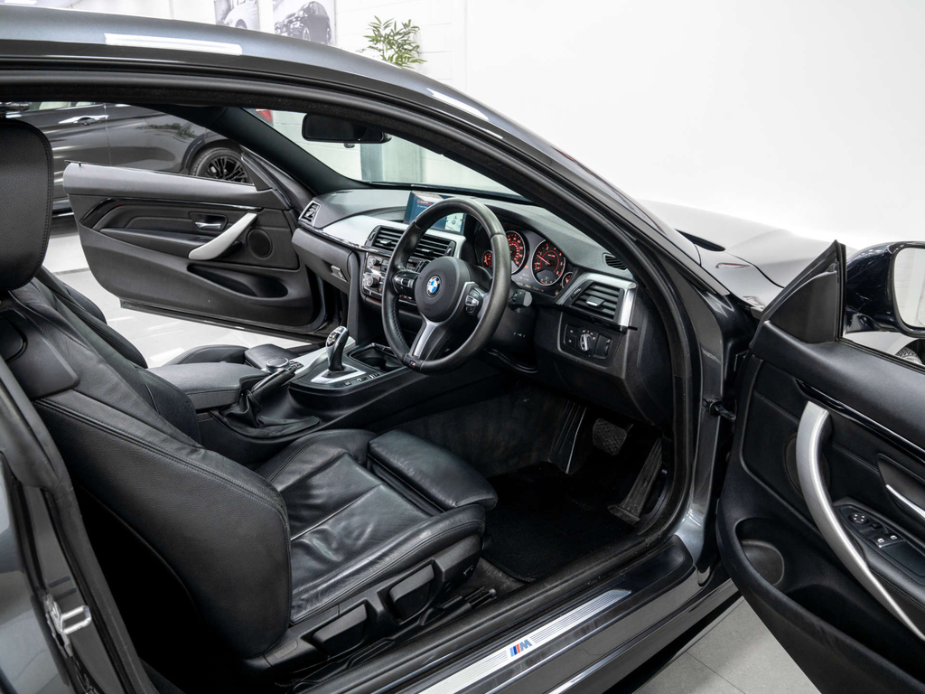 BMW 4 Series 440I M Sport Professional Media Black #14