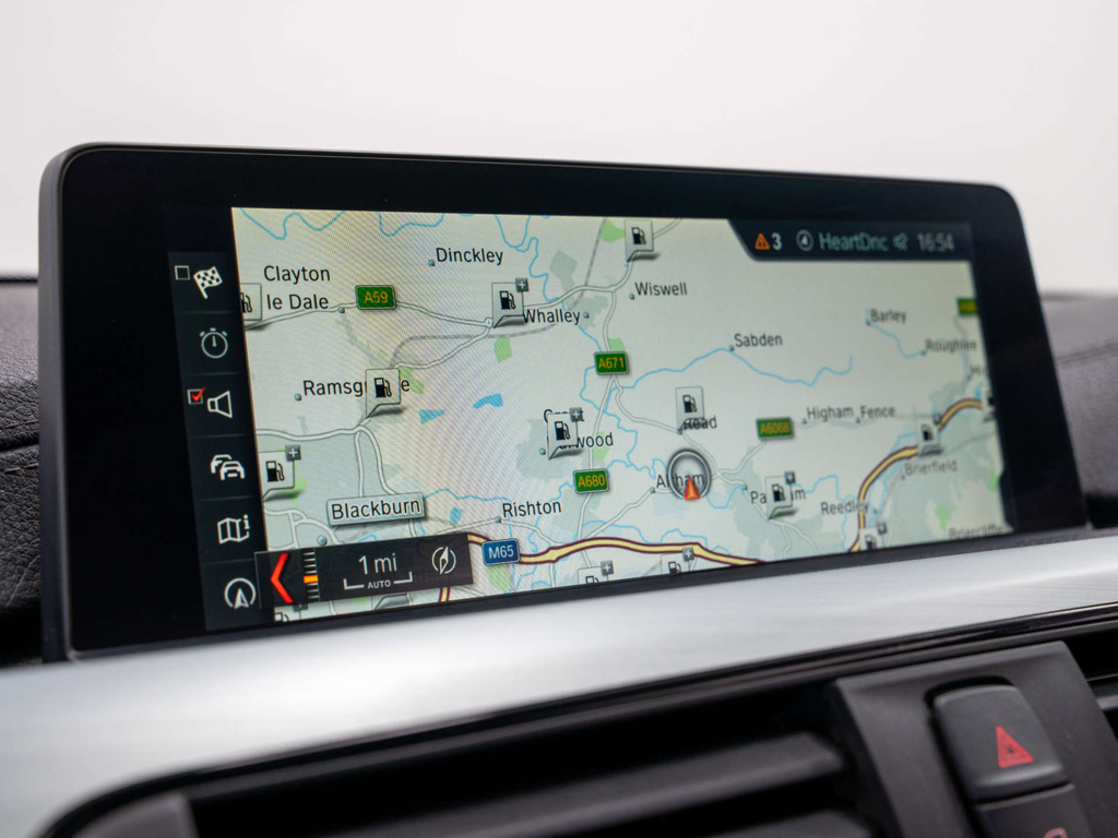 BMW 4 Series 440I M Sport Professional Media Black #30